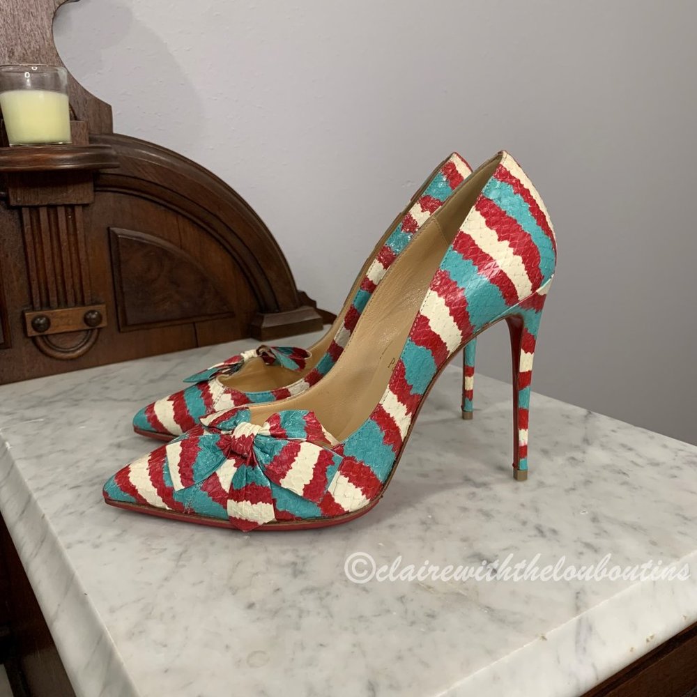 Louboutin Madame Menodo Ayers Corallo Watersnake Bow Pumps size 37